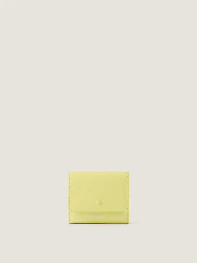 Day Wallet in Grained Leather Day Wallet in Grained Leather