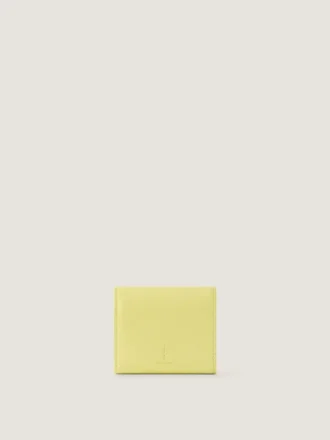 Day Wallet in Grained Leather