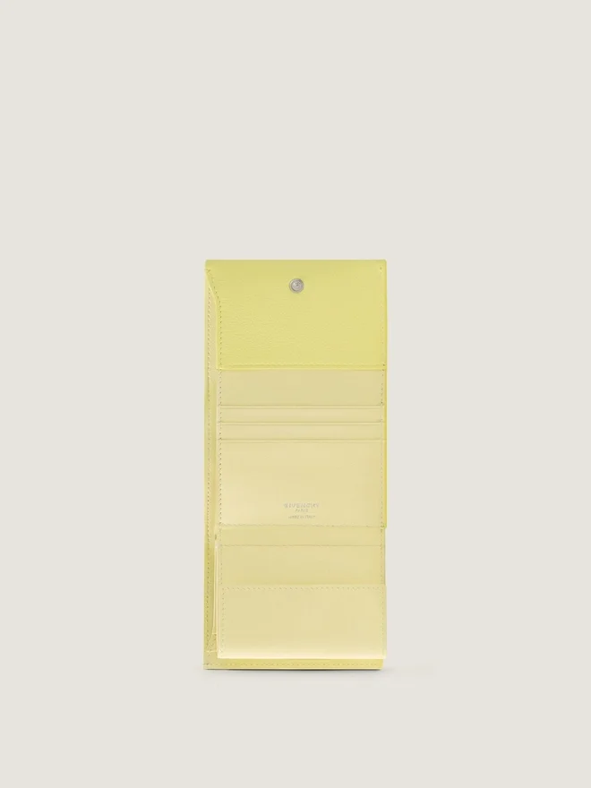 Day Wallet in Grained Leather Day Wallet in Grained Leather