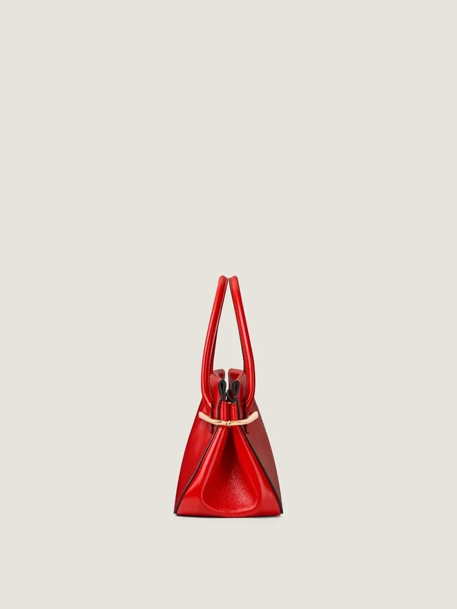 Medium Pinch Bag in Leather Medium Pinch Bag in Leather