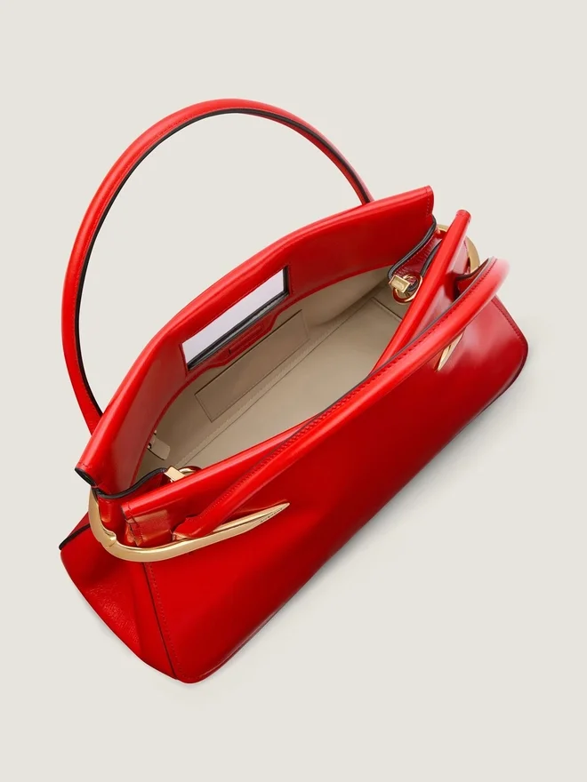 Medium Pinch Bag in Leather Medium Pinch Bag in Leather