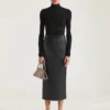 Mini Pinch Bag in Leather