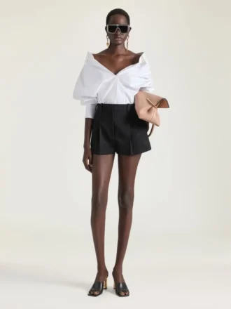 Pleated Shorts in Wool