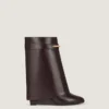 Shark Pinch Ankle Boots in Leather