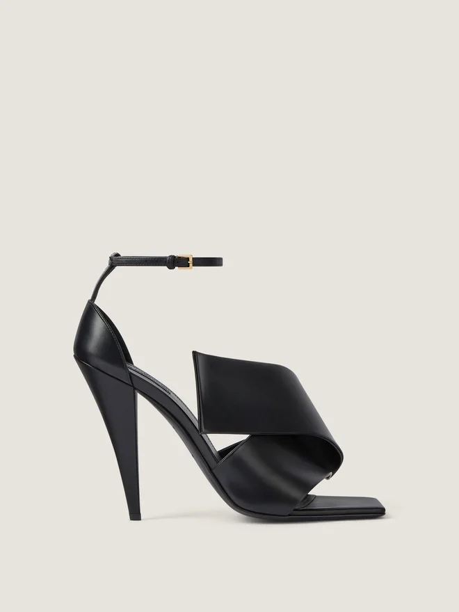 Sliced Square Heeled Sandals in Leather Sliced Square Heeled Sandals in Leather